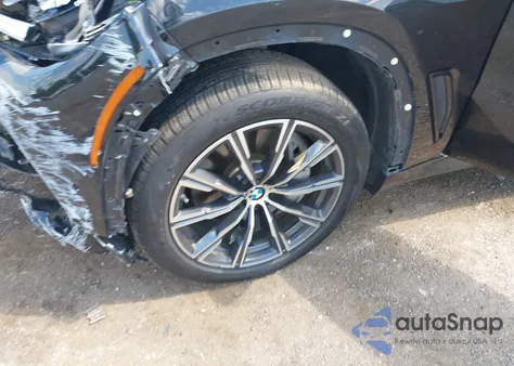 2019 BMW X5 xDrive50I z USA, uszkodzony, nr VIN 5UXJU2C55KLN67929